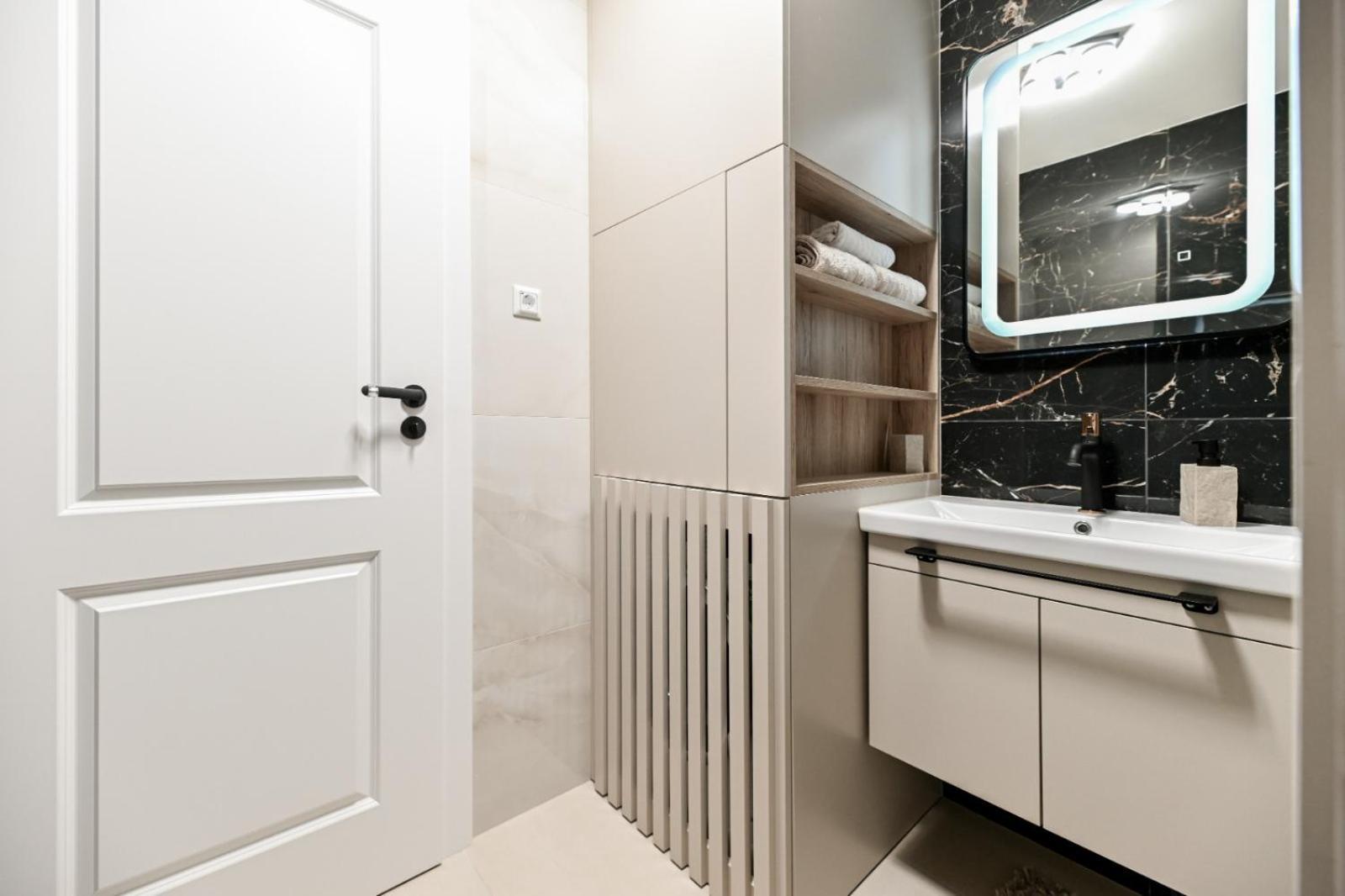 Newly Renovated Apartment Luce ซาดาร์ ภายนอก รูปภาพ